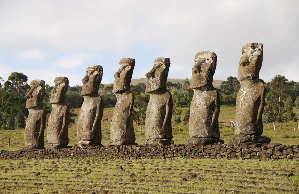 moai