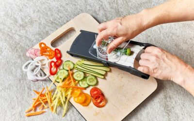 Tranchez vos légumes en un clin d’œil avec la mandoline à gros débit