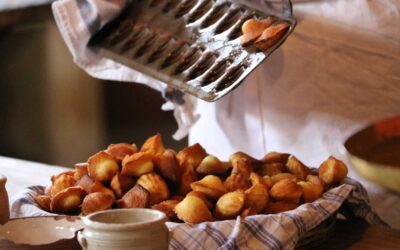Le calvados et le camembert : symboles de la Normandie