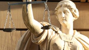 Statue de droit